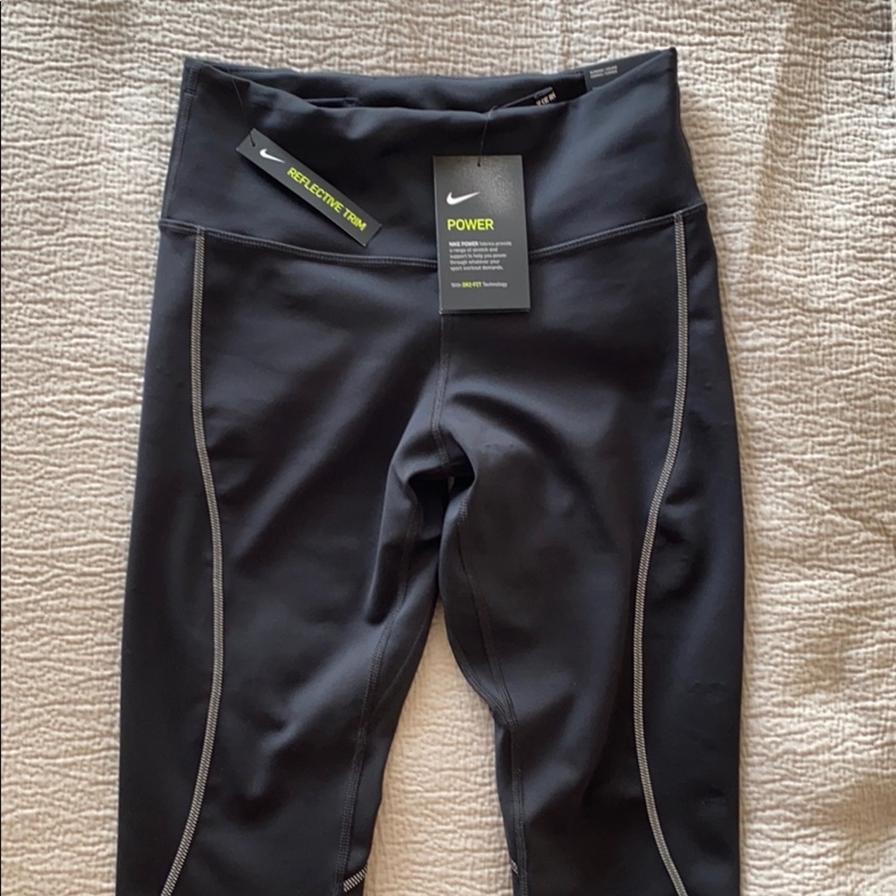 NWT Nike Epic Lux tights